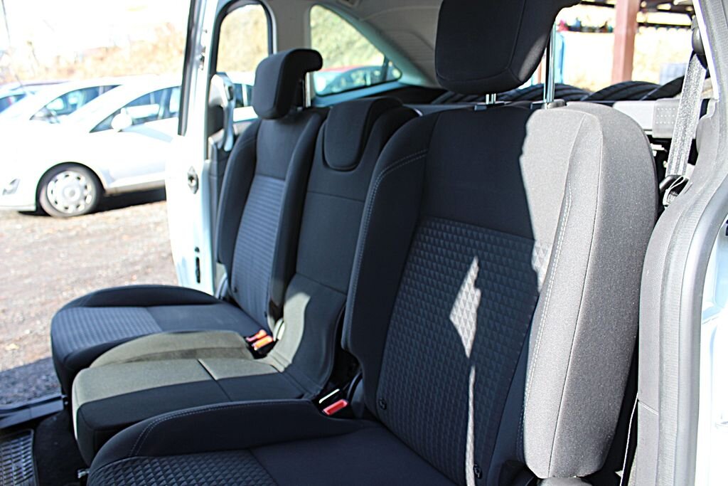 Ford Grand C-MAX MPV 999,0 74 kw