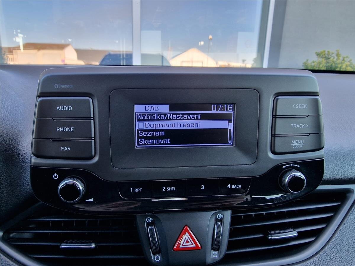 Hyundai i30 Kombi 998,0 88 kw