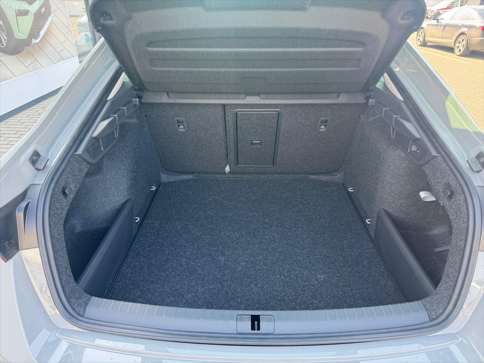 Škoda Octavia Sedan / Limuzína 1,5 l 110 kw