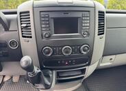 Mercedes-Benz Sprinter 17