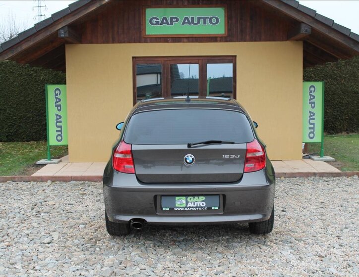 BMW Řada 1 Hatchback 2,0 l 150 kw