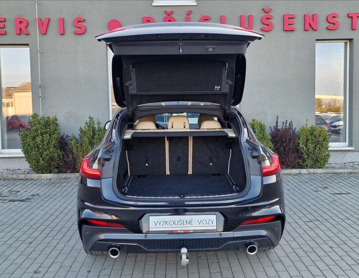 BMW X4 SUV / Terénní 3,0 l 210 kw