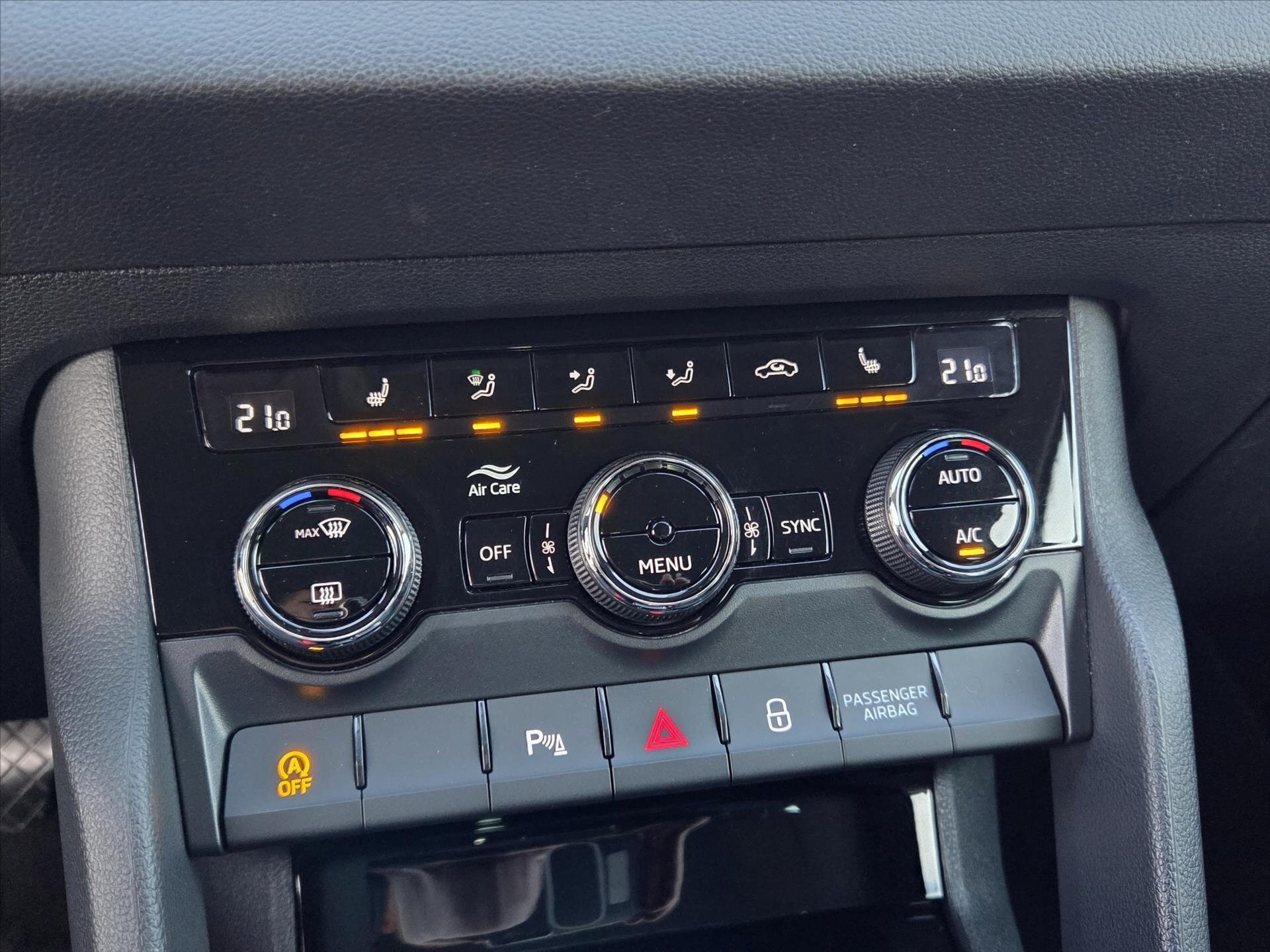 Škoda Karoq SUV 1,5 l 110 kw