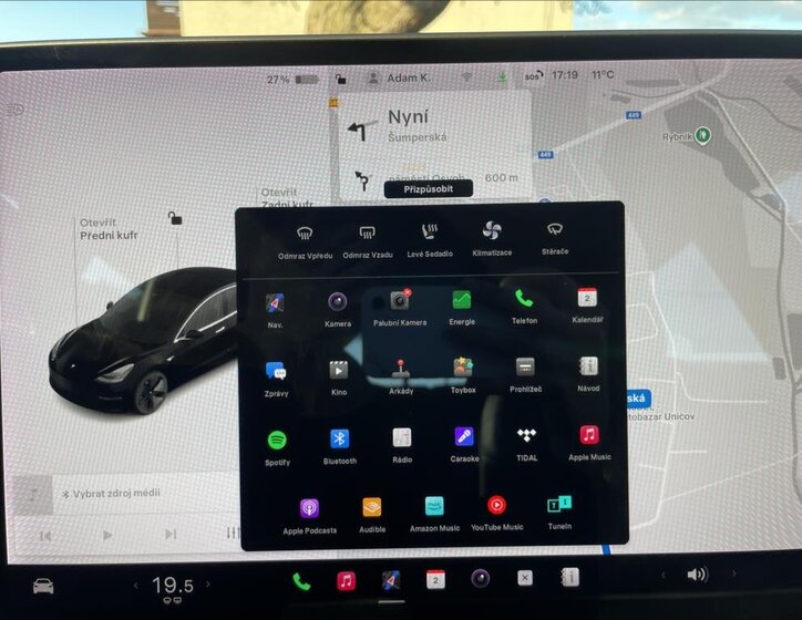 Tesla Model 3 Sedan / Limuzína 0,0 239 kw