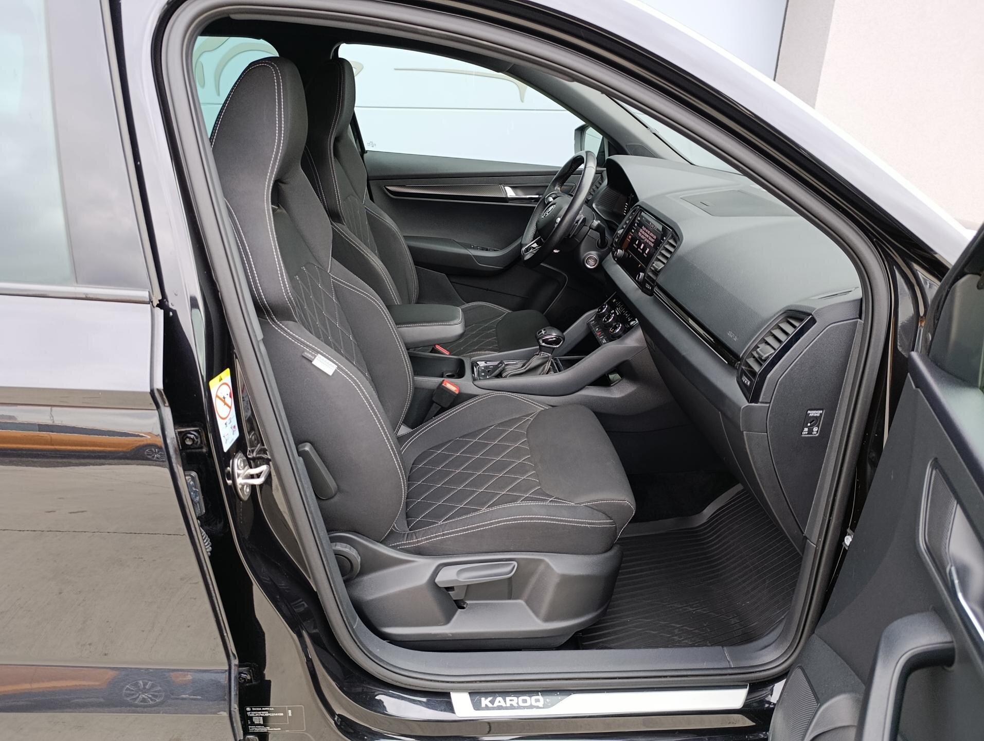 Škoda Karoq SUV / Terénní 1,5 l 110 kw