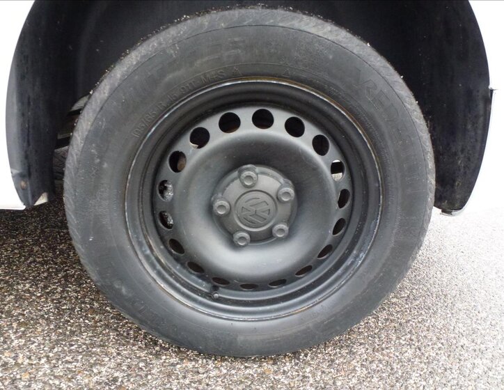 Volkswagen Caddy Skříň 1,6 l 55 kw