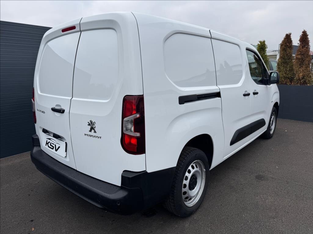 Peugeot Partner Skříň 1,5 l 96 kw