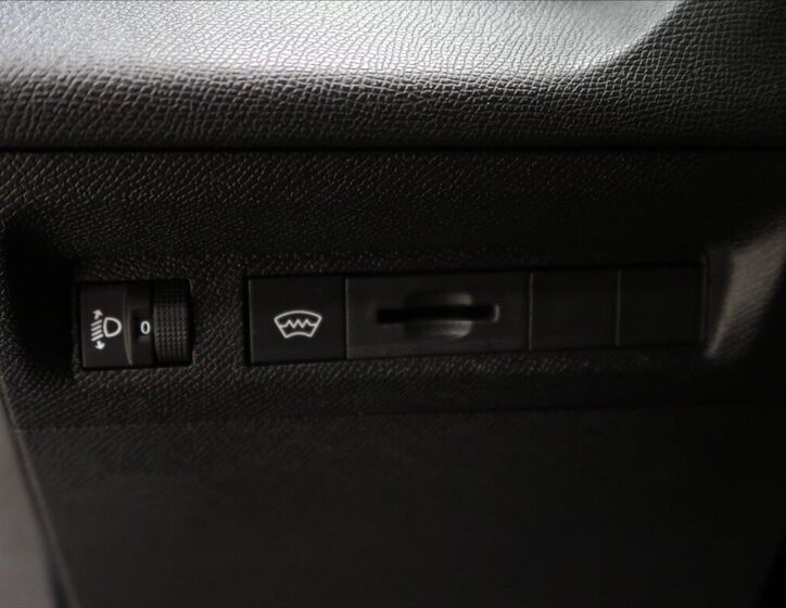 Peugeot 308 Kombi 1,2 l 100 kw