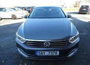 Volkswagen Passat 2