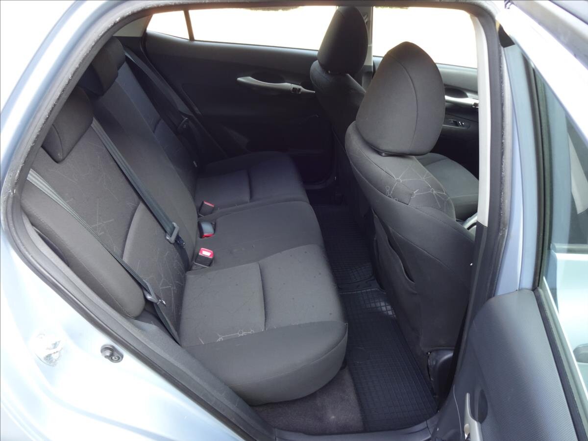 Toyota Auris Hatchback 1,3 l 74 kw