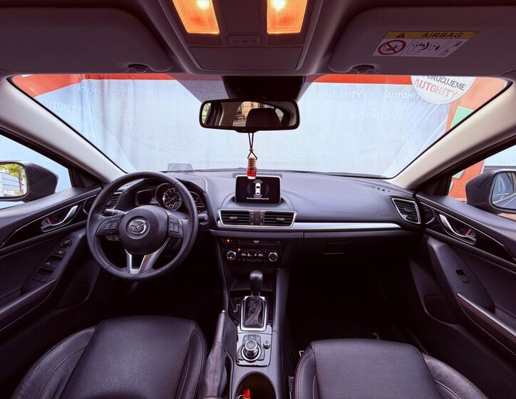 Mazda 3 Sedan / Limuzína 2,0 l 88 kw