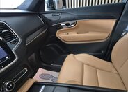 Volvo XC90 SUV / Terénní 2,0 l 180 kw