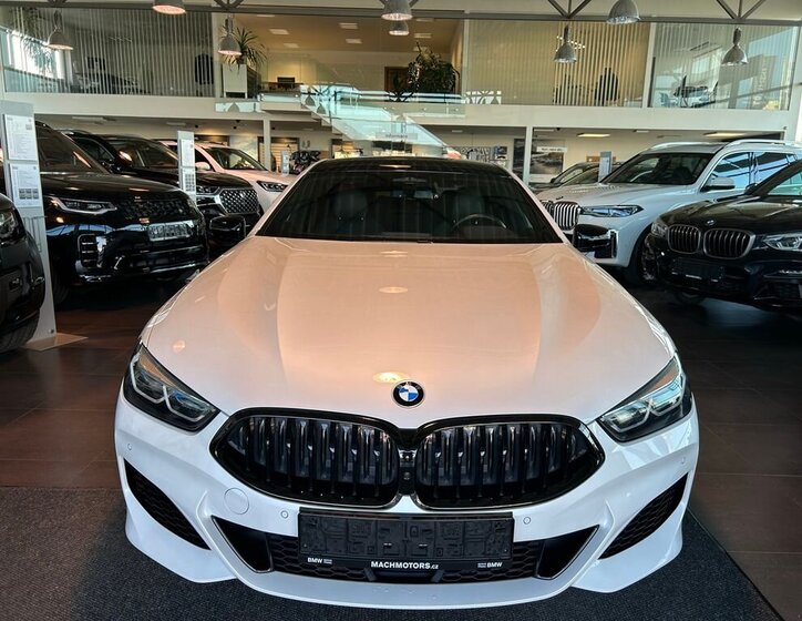 BMW Řada 8 Sedan / Limuzína 3,0 l 245 kw