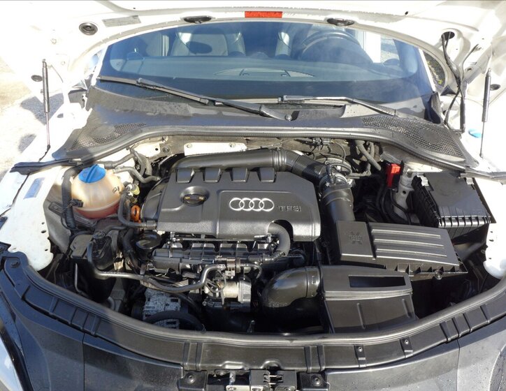 Audi TT Kupé 1,8 l 118 kw