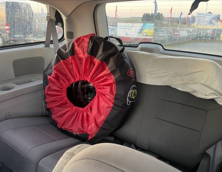 Chrysler Town & Country MPV 3,8 l 142 kw