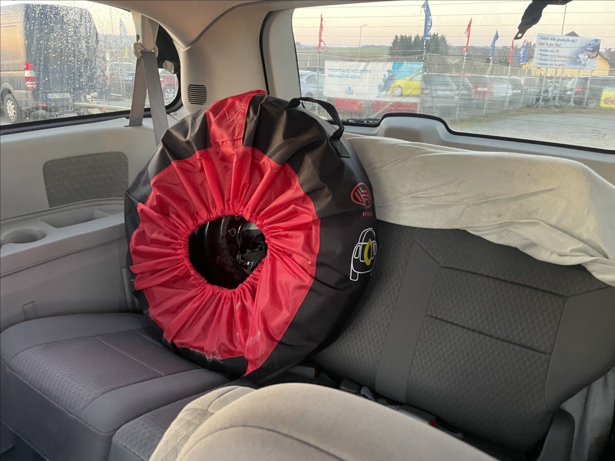 Chrysler Town & Country MPV 3,8 l 142 kw