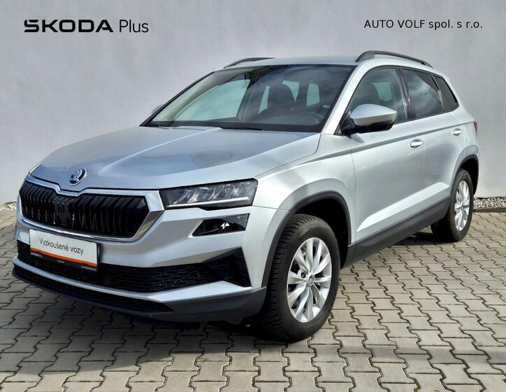 Škoda Karoq SUV / Terénní 1,5 l 110 kw