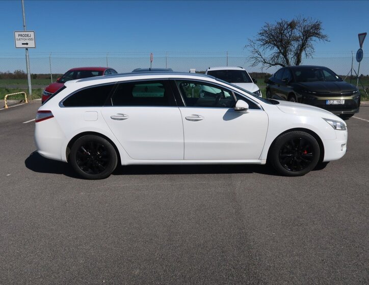 Peugeot 508 Kombi 2,0 l 120 kw