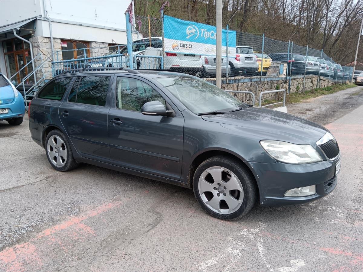 Škoda Octavia Kombi 2,0 l 103 kw