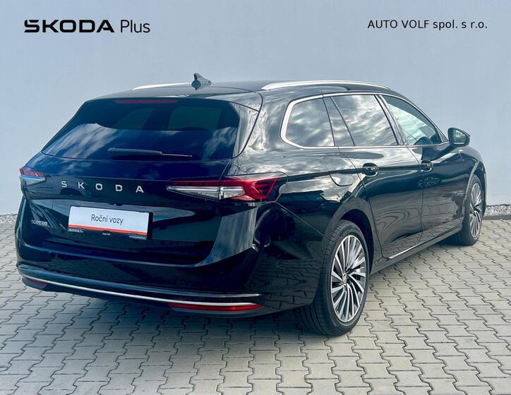 Škoda Superb 2