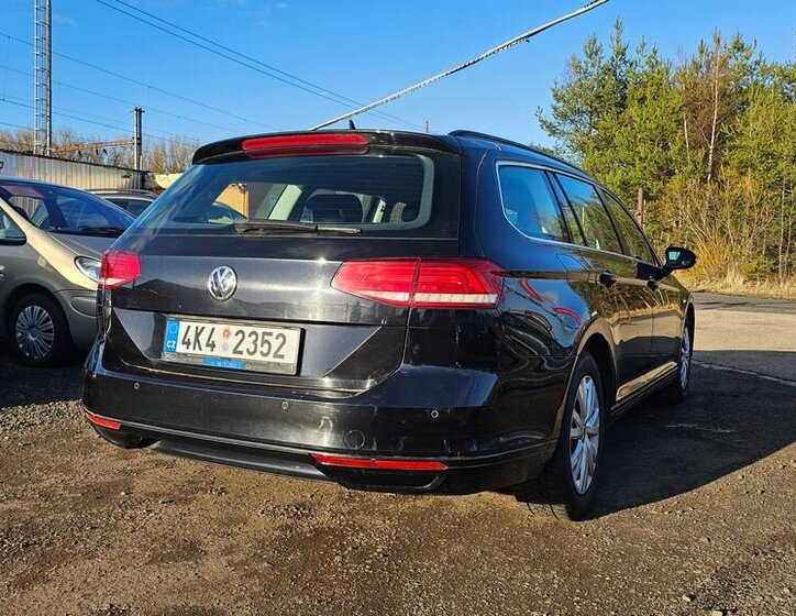 Volkswagen Passat Kombi 1,6 l 88 kw