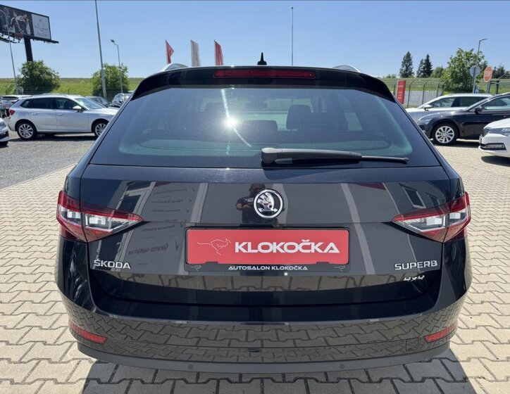 Škoda Superb 5
