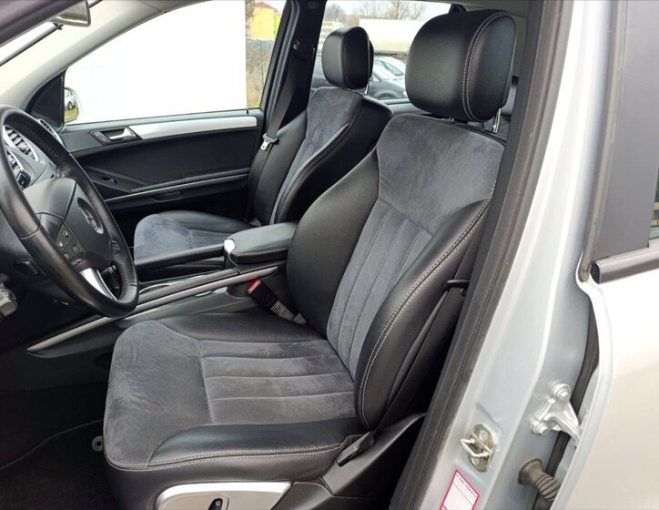 Mercedes-Benz Třídy M SUV / Terénní 3,0 l 165 kw