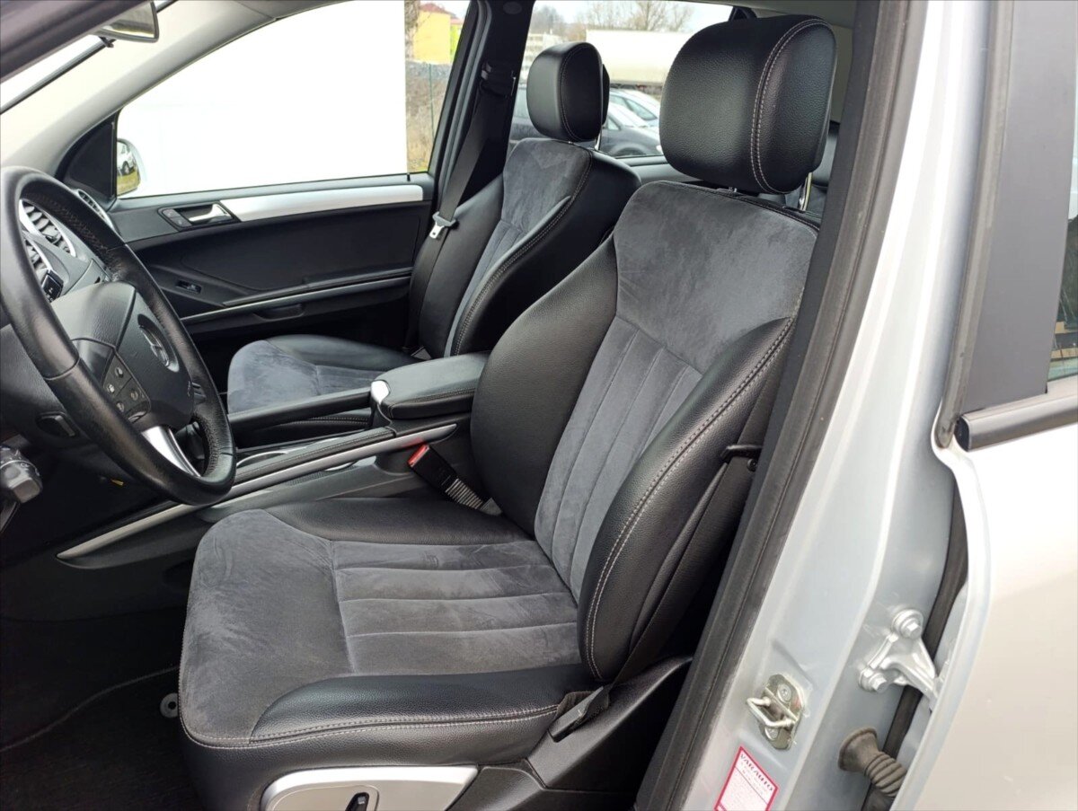 Mercedes-Benz Třídy M SUV / Terénní 3,0 l 165 kw