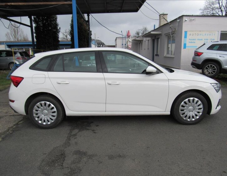 Škoda Scala Hatchback 1,6 l 85 kw