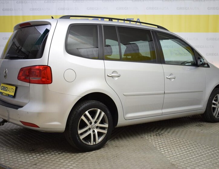 Volkswagen Touran MPV 1,4 l 103 kw