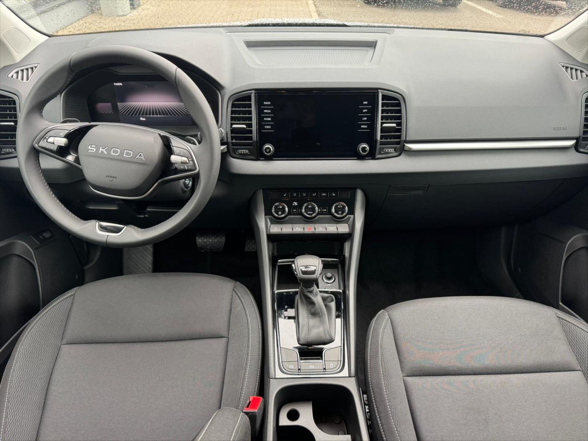 Škoda Karoq SUV 1,5 l 110 kw