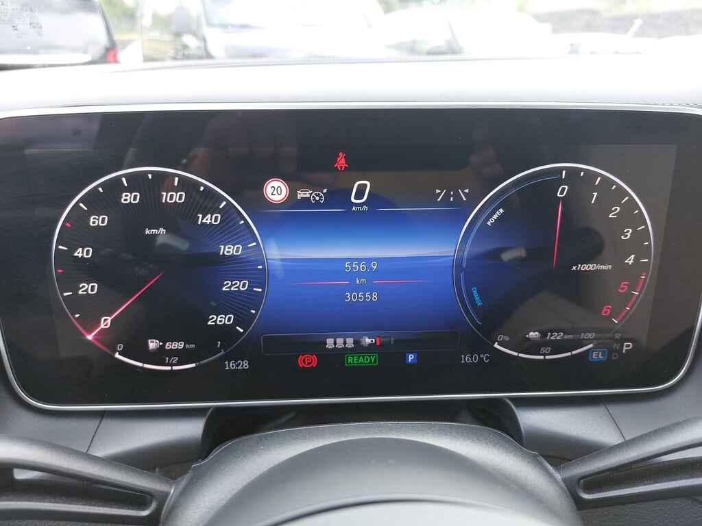 Mercedes-Benz GLC SUV / Terénní 2,0 l 145 kw