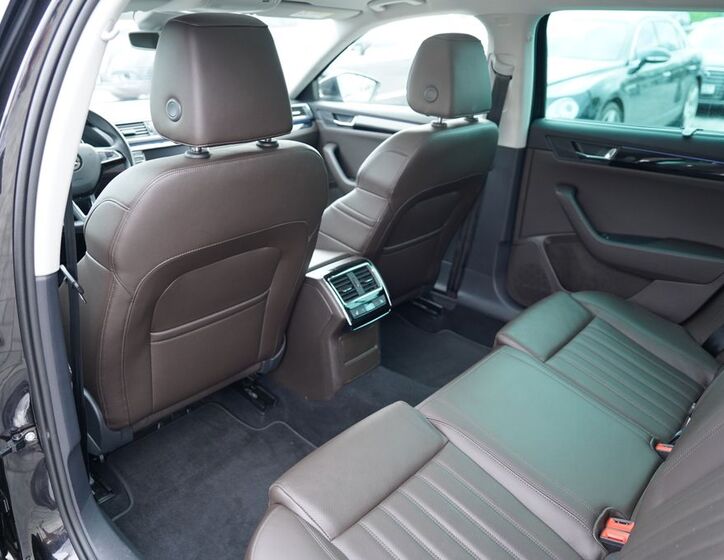 Škoda Superb Kombi 2,0 l 140 kw