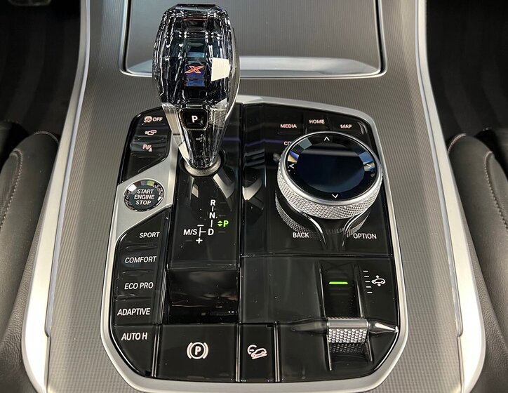 BMW X5 SUV 3,0 l 210 kw