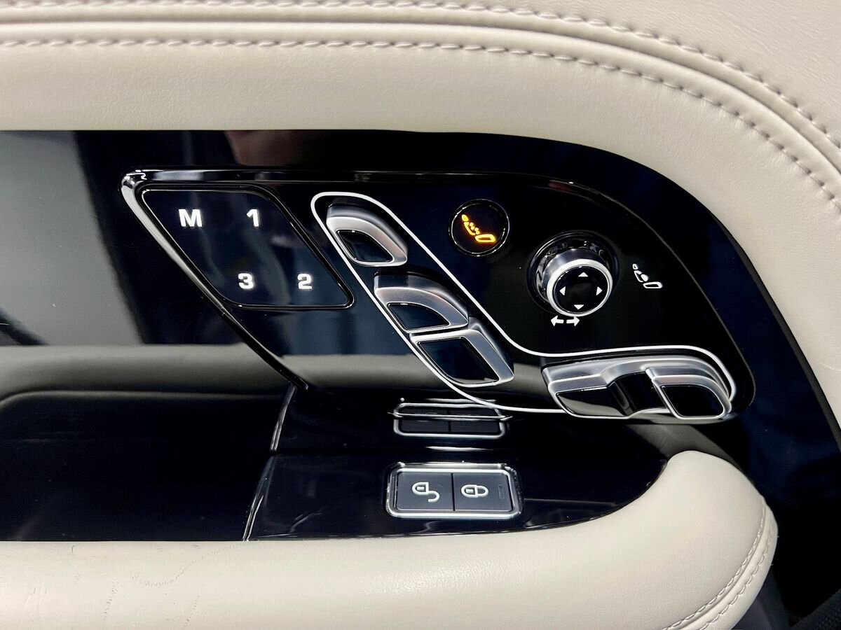 Land Rover Range Rover SUV / Terénní 5,0 l 386 kw