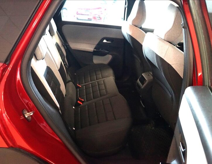 Citroën C5 Aircross SUV / Terénní 1,2 l 100 kw