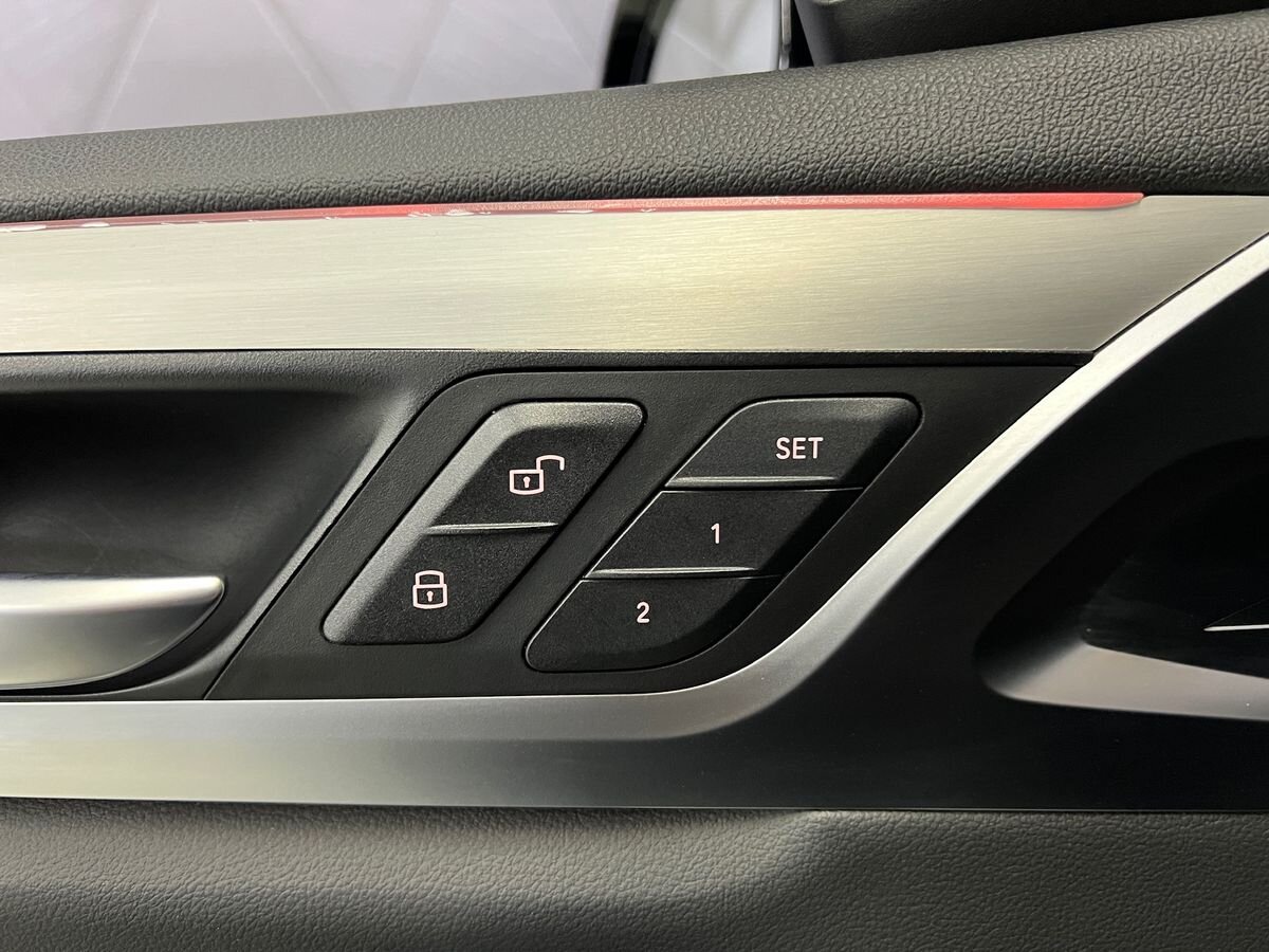 BMW X3 SUV / Terénní 3,0 l 195 kw