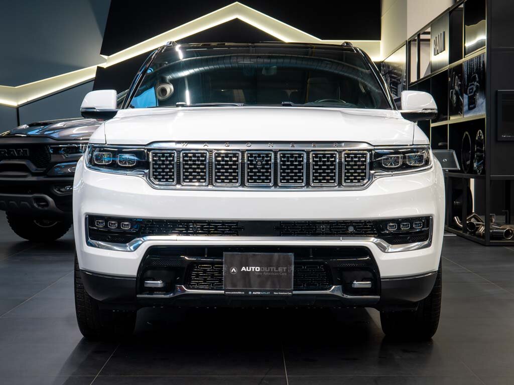 Jeep Grand Wagoneer SUV / Terénní 6,4 l 351 kw