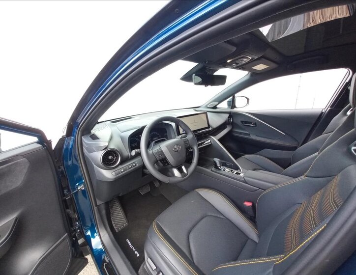 Toyota C-HR SUV / Terénní 2,0 l 112 kw