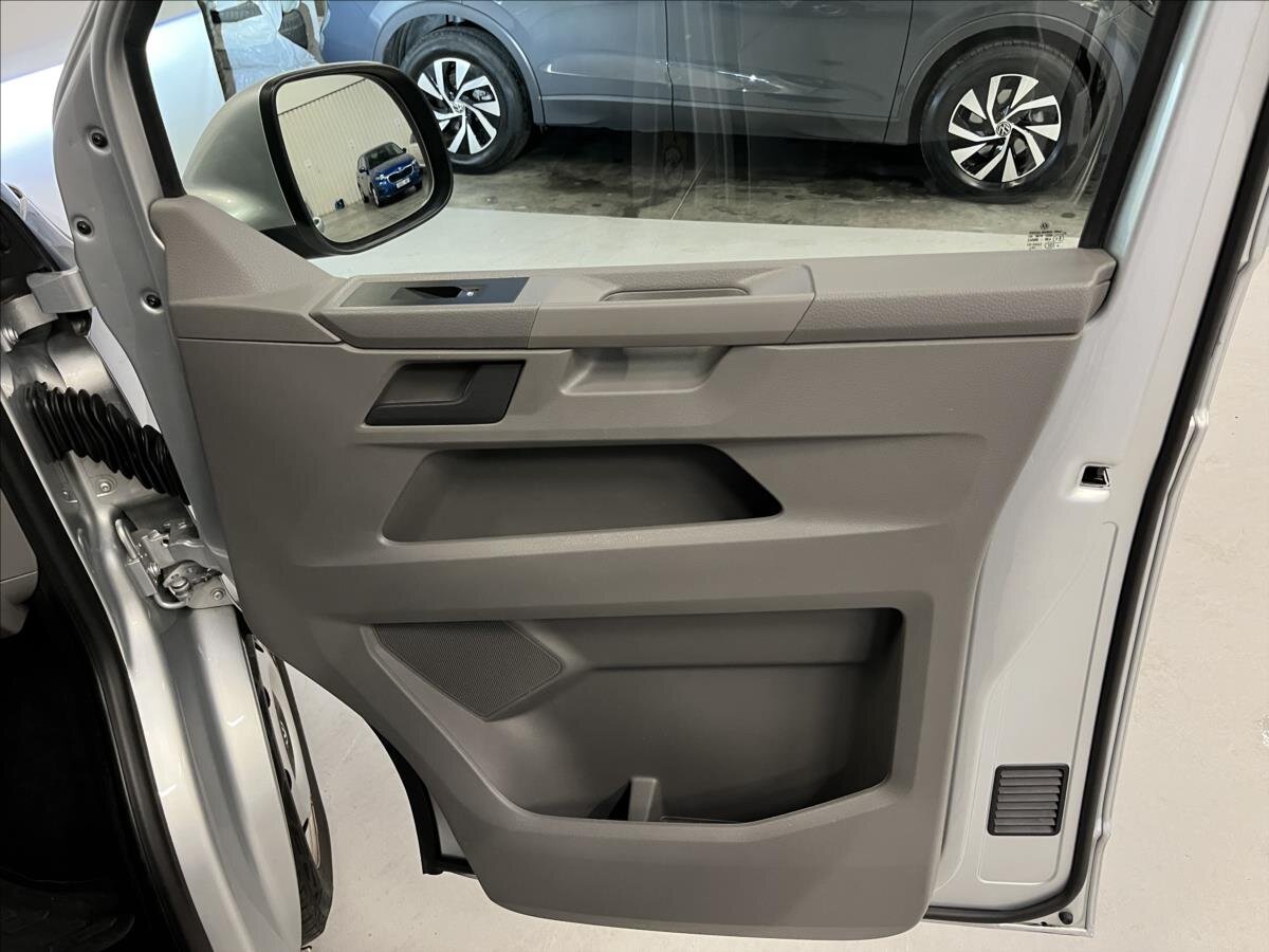 Volkswagen Caravelle Kombi 2,0 l 110 kw