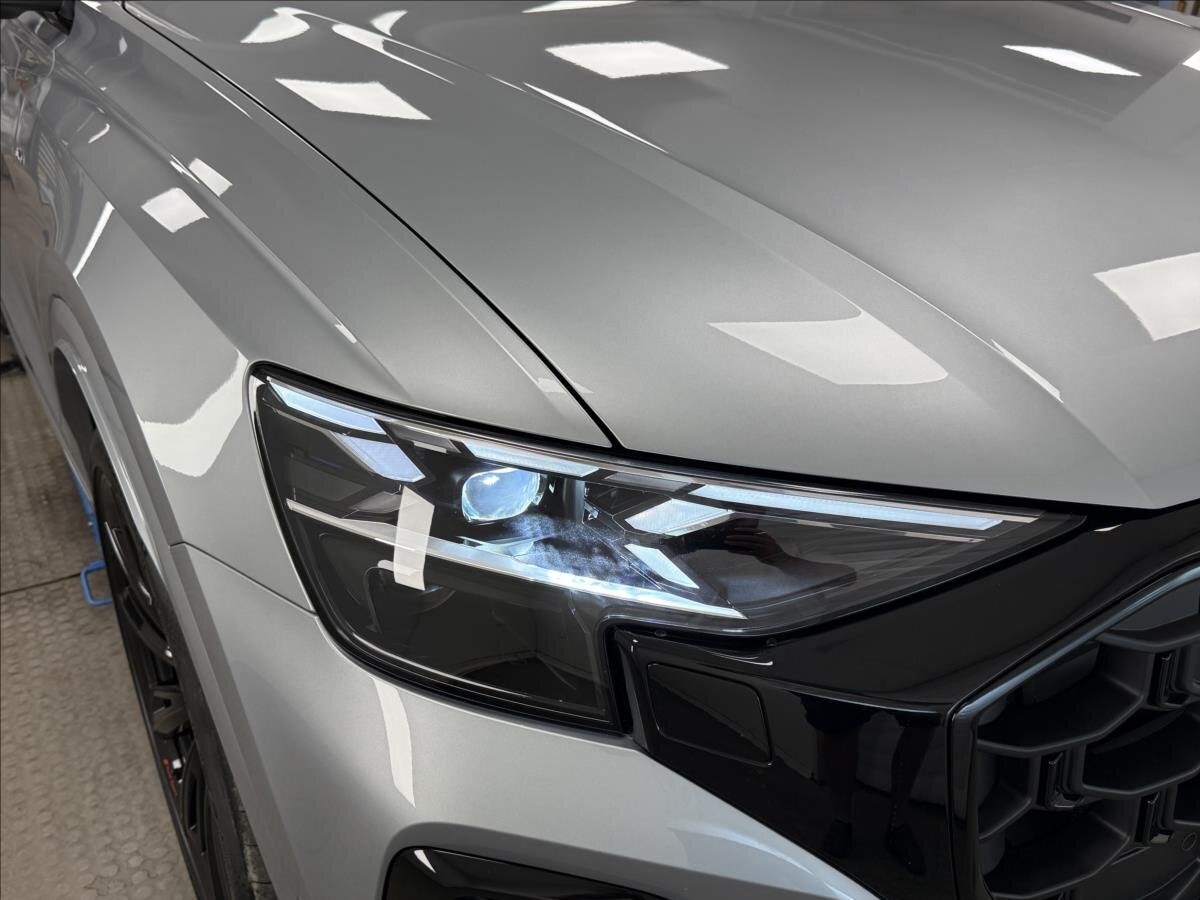 Audi Q8 SUV 3,0 l 210 kw