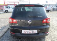 Volkswagen Tiguan SUV 2,0 l 81 kw