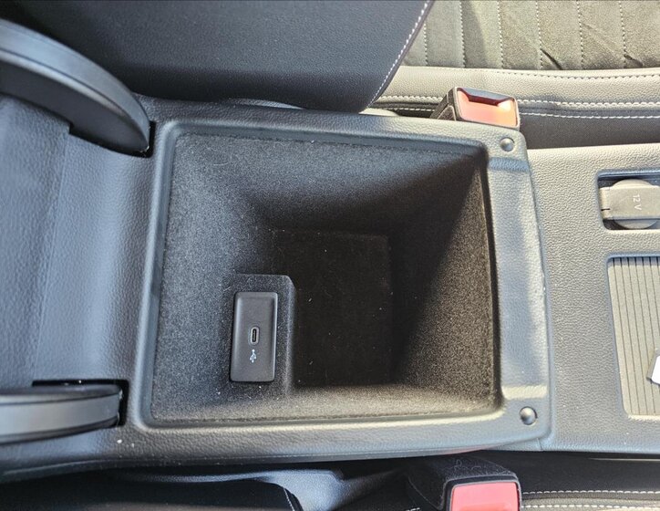 Volkswagen Passat 35