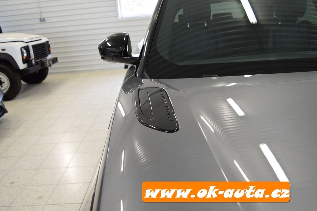 Land Rover Range Rover Velar SUV 2,0 l 150 kw