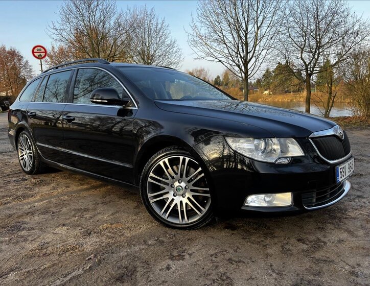 Škoda Superb Kombi 3,6 l 191 kw