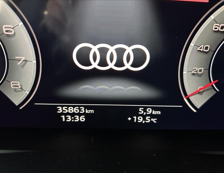 Audi Q8 SUV / Terénní 3,0 l 250 kw