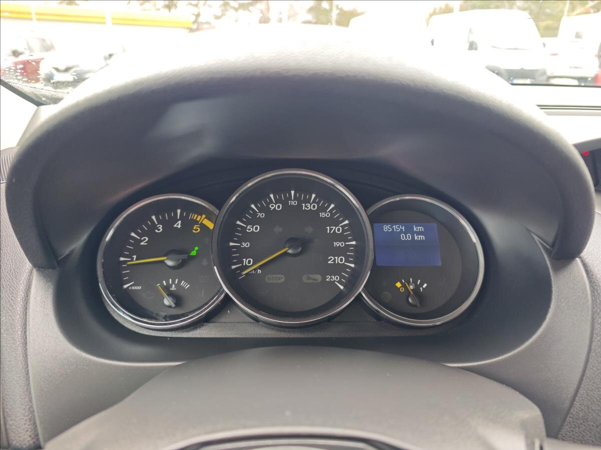 Renault Fluence Sedan / Limuzína 1,5 l 66 kw