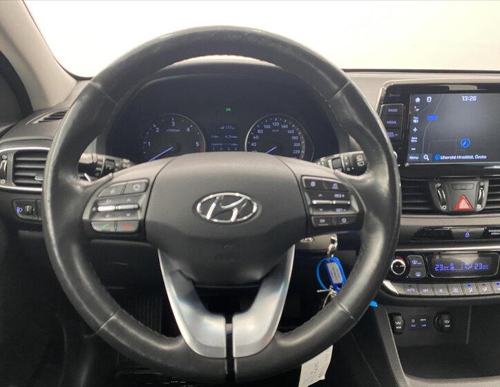 Hyundai i30 Kombi 1,6 l 81 kw