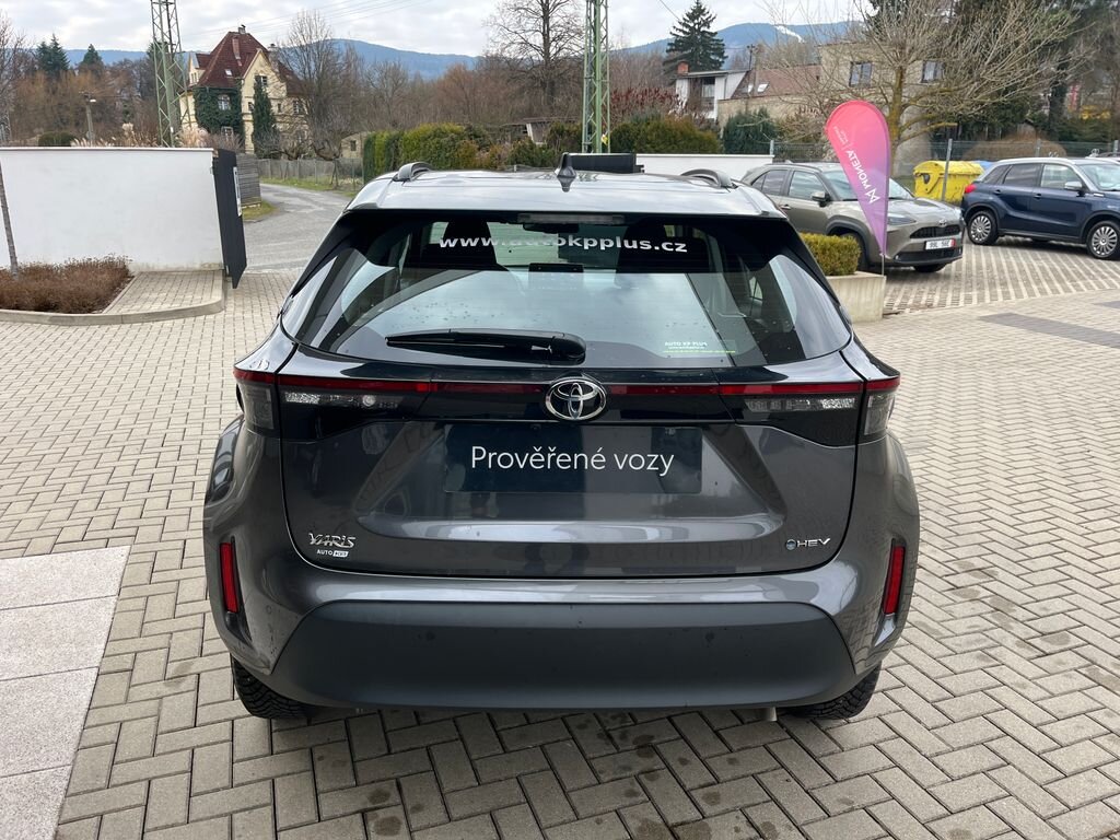 Toyota Yaris Cross SUV / Terénní 1,5 l 68 kw