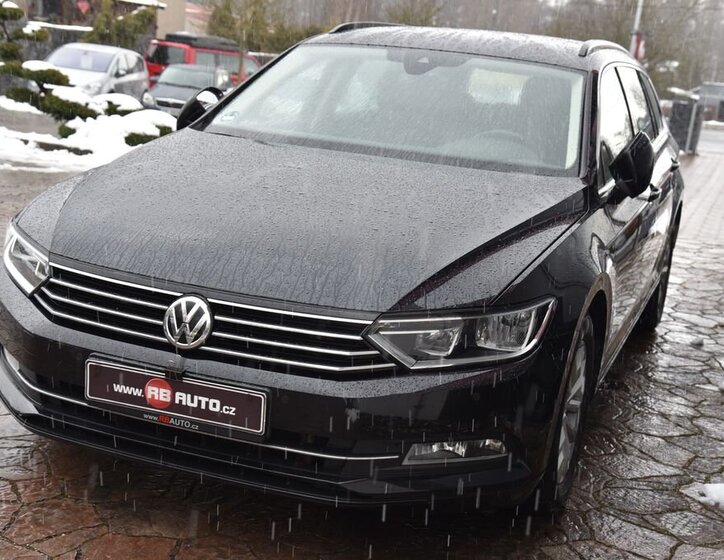 Volkswagen Passat Kombi 2,0 l 110 kw